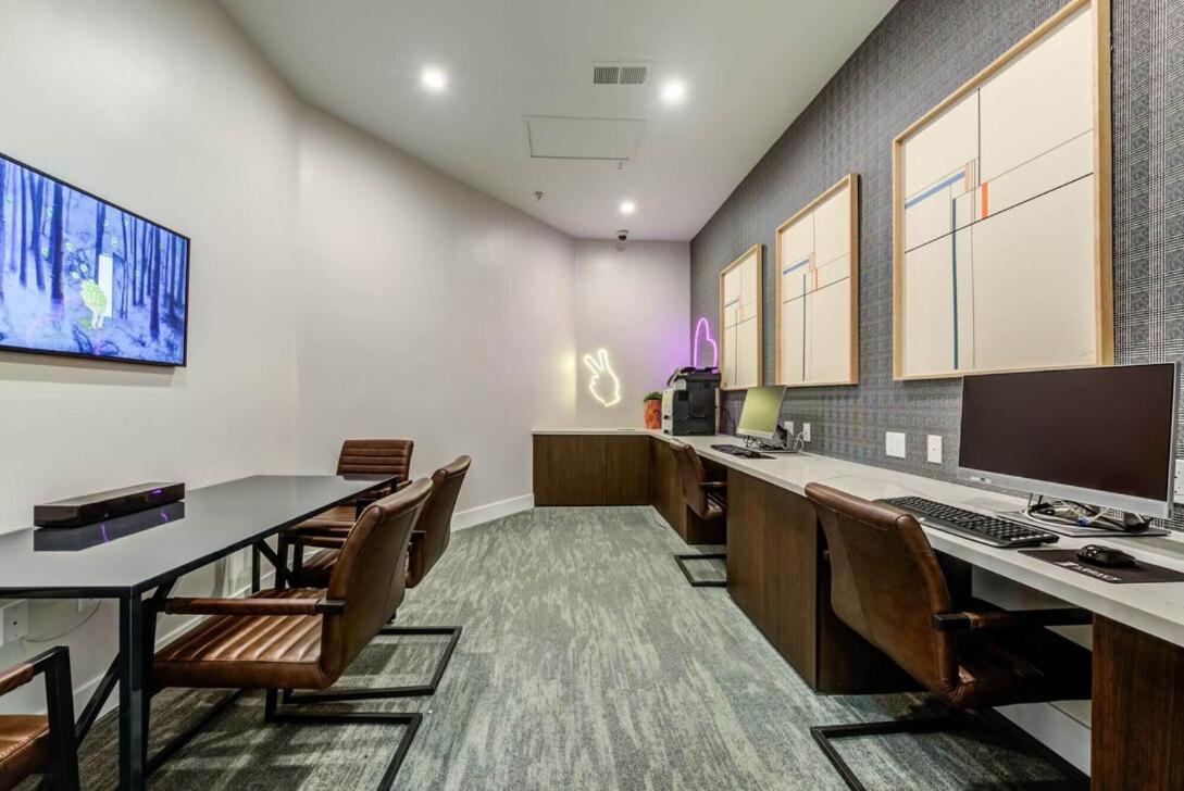 Woodland Hills Luxury Apt 2 Bed Ca Los Angeles Dış mekan fotoğraf